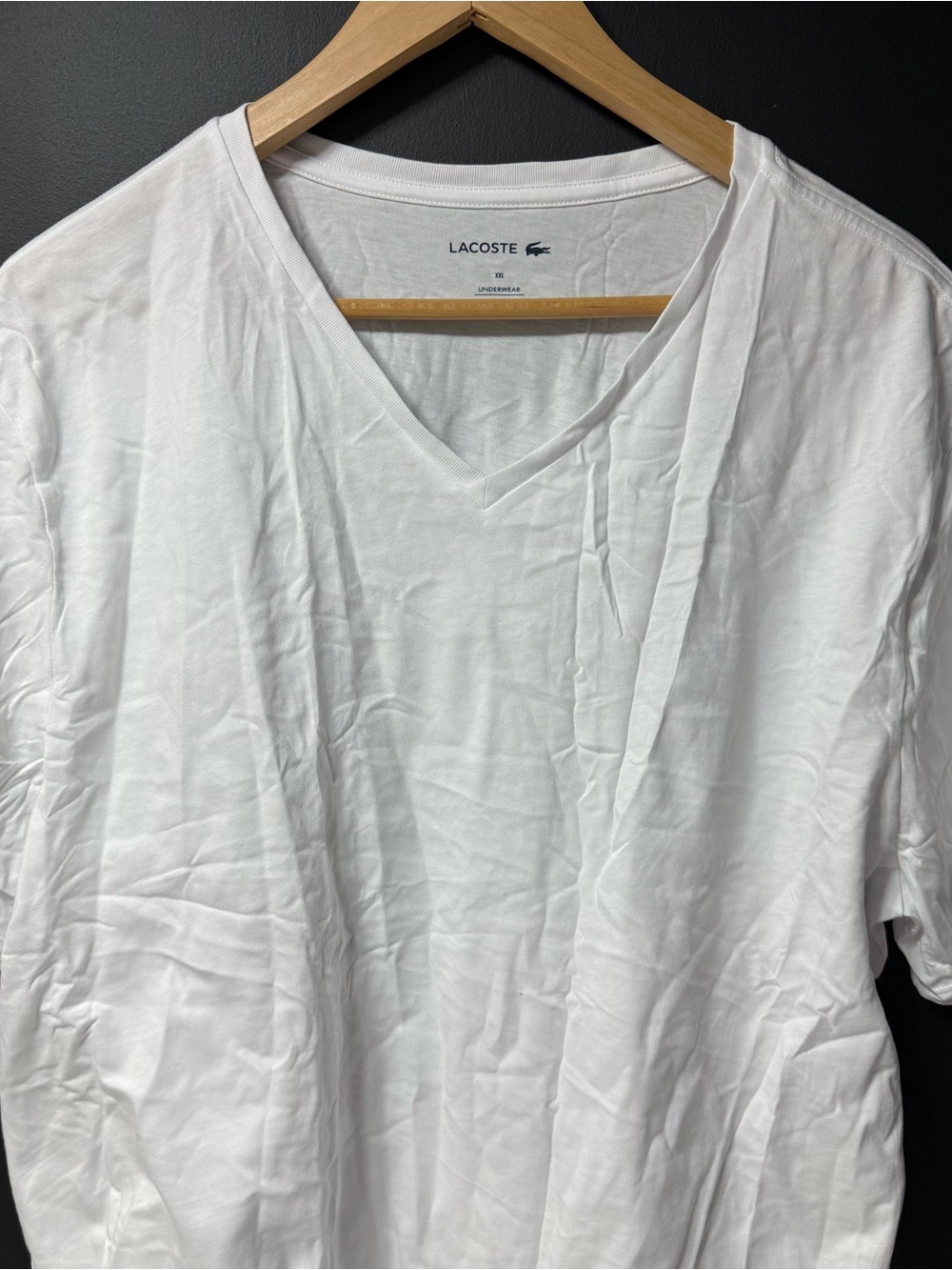 Cotton V-Neck T-Shirt
Lacoste XXL
